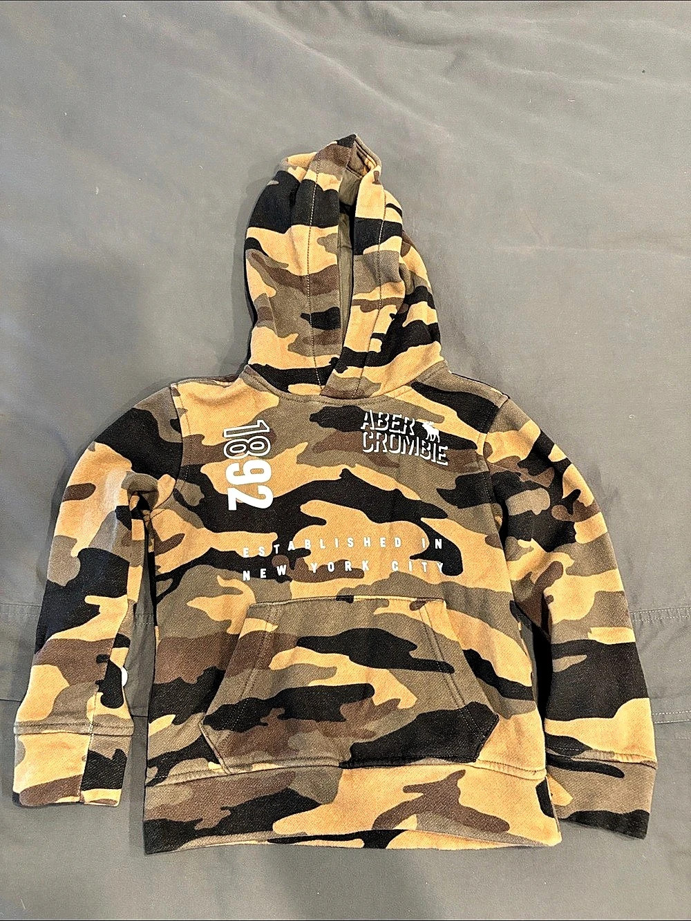 Abercrombie Kids Camo Hoodie Boys Size 5/6